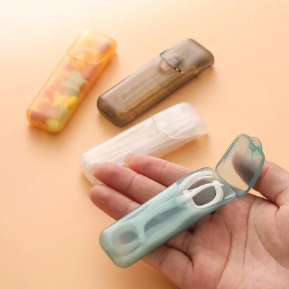 Dispenser filo interdentale tascabile con stuzzicadenti capsula multicolore