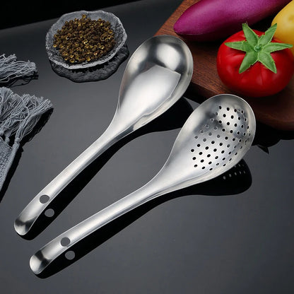 Cucchiaio forato in Acciaio Inox per Salsa e Caviale - Utensile da Cucina