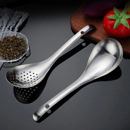 Cucchiaio forato in Acciaio Inox per Salsa e Caviale - Utensile da Cucina