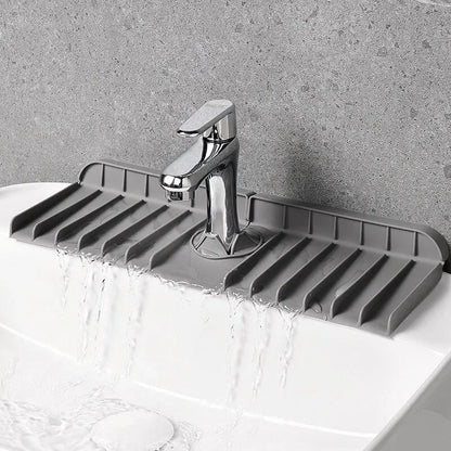 Porta spugna e sapone in silicone antigoccia sotto rubinetto lavello
