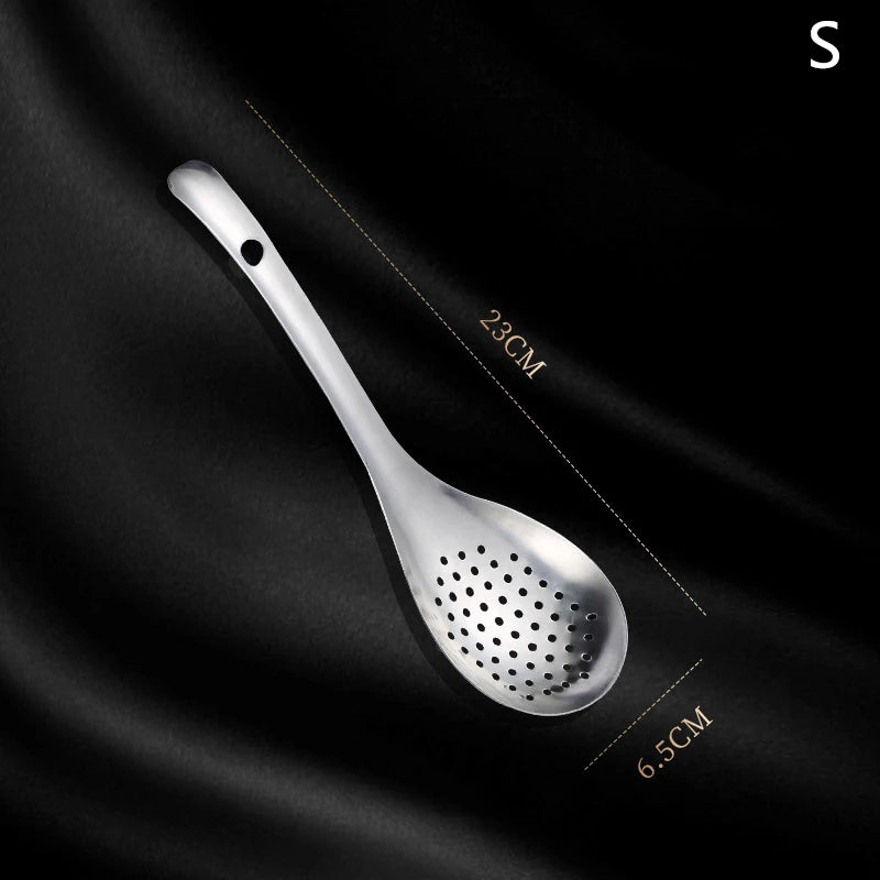 Cucchiaio forato in Acciaio Inox per Salsa e Caviale - Utensile da Cucina